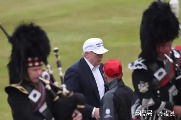 其他两路人马先找中国官员对表特朗普专机升空但没飞到北京(图5)